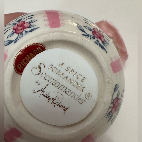 Vintage Andre Richard Scentomander Spice Pomander - Picture 4 of 5